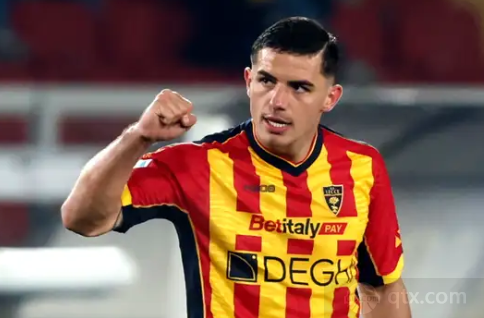 陷入孤立无 陷入孤立无