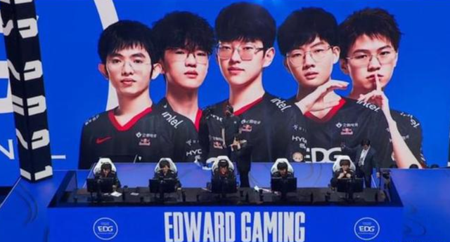 威胁球门 威胁球门