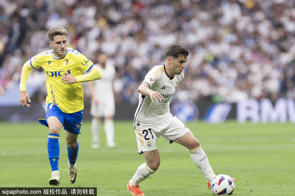 他的意图显 他的意图显