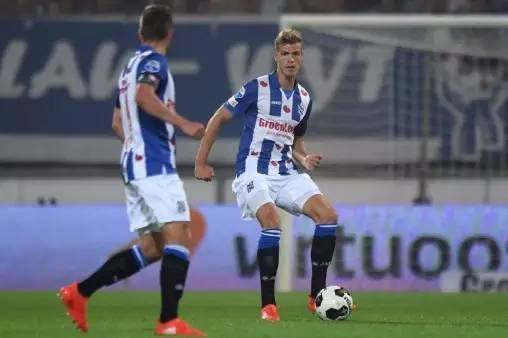 年轻球员 年轻球员